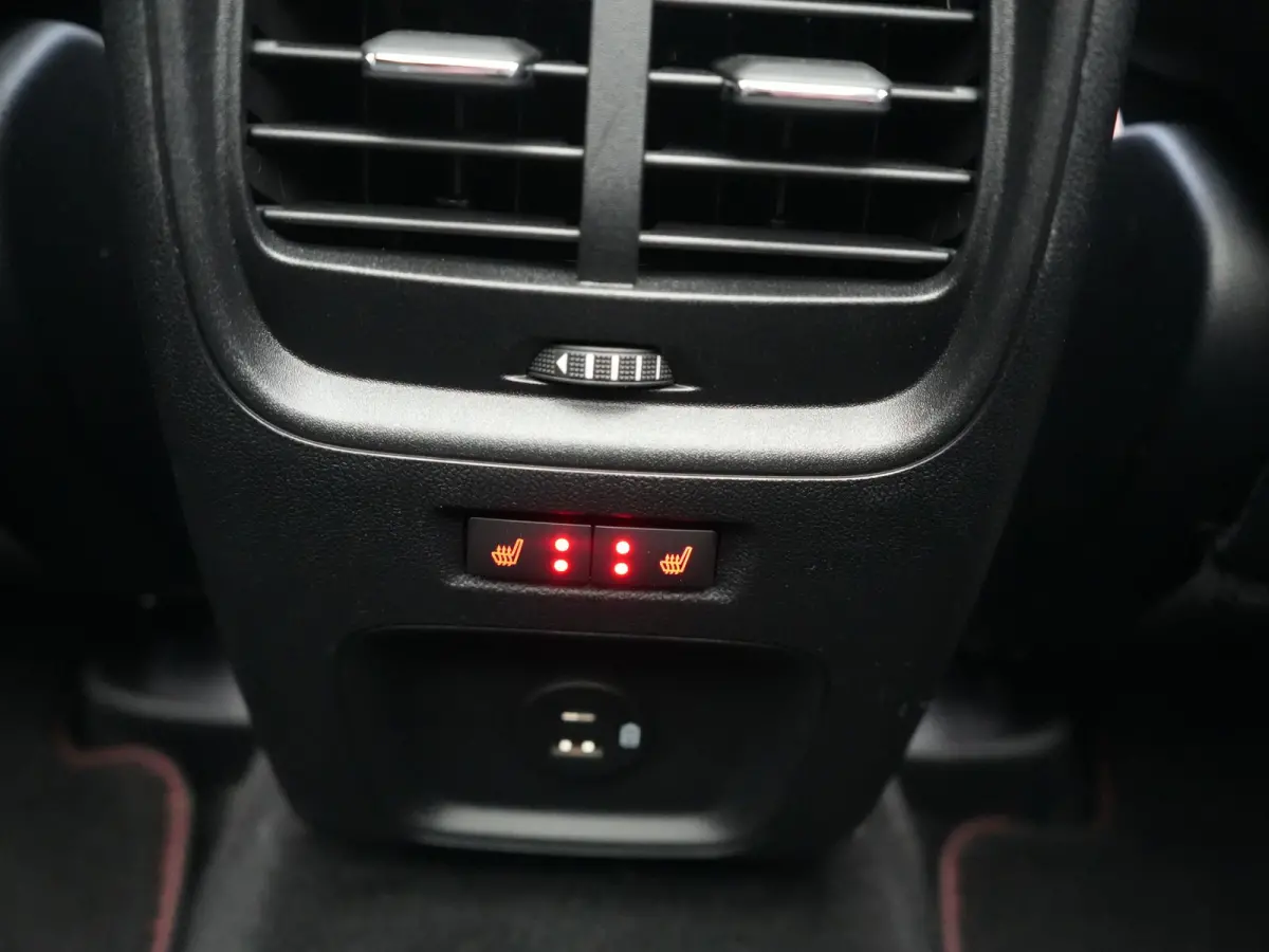 2.5 ST-Line X PHEV 225pk Dealer O.H. | Panodak | Adaptive Cruise | Head Up | 360 Camera | Alcantara Sportstoelen & Stuur Verwarmd | Bang & Olufsen | Keyless | Blis | Apple Carplay | Navigati