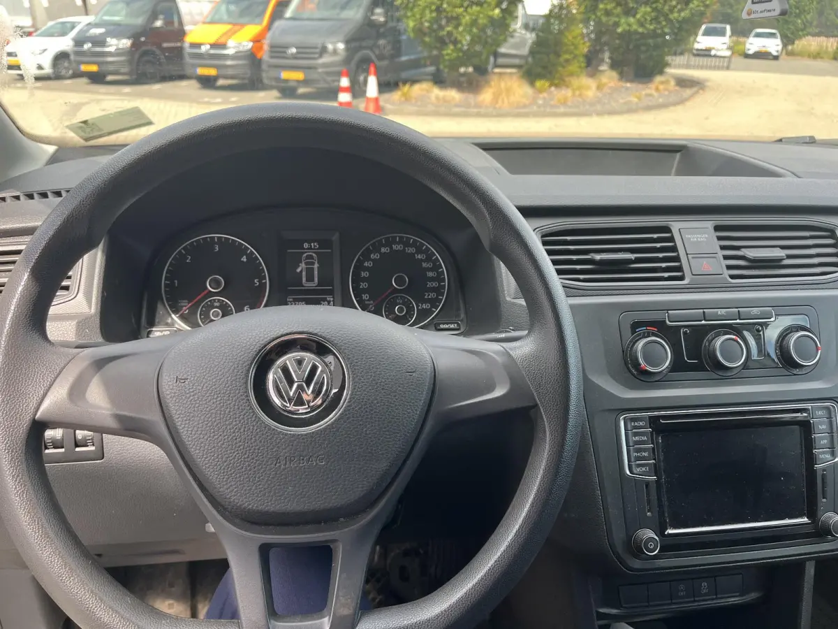 2.0 TDI 75PK | Airco | Bluetooth | Radio | Elektrische Ramen |