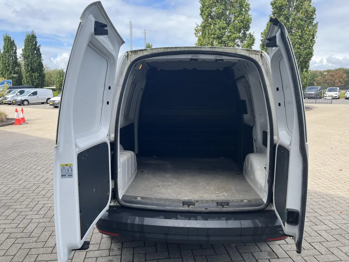 2.0 TDI 75PK | Airco | Bluetooth | Radio | Elektrische Ramen |