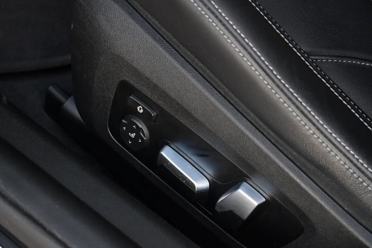 M2 Carbon-dak NL-auto ACC H/K M-DriversPack E-zetels