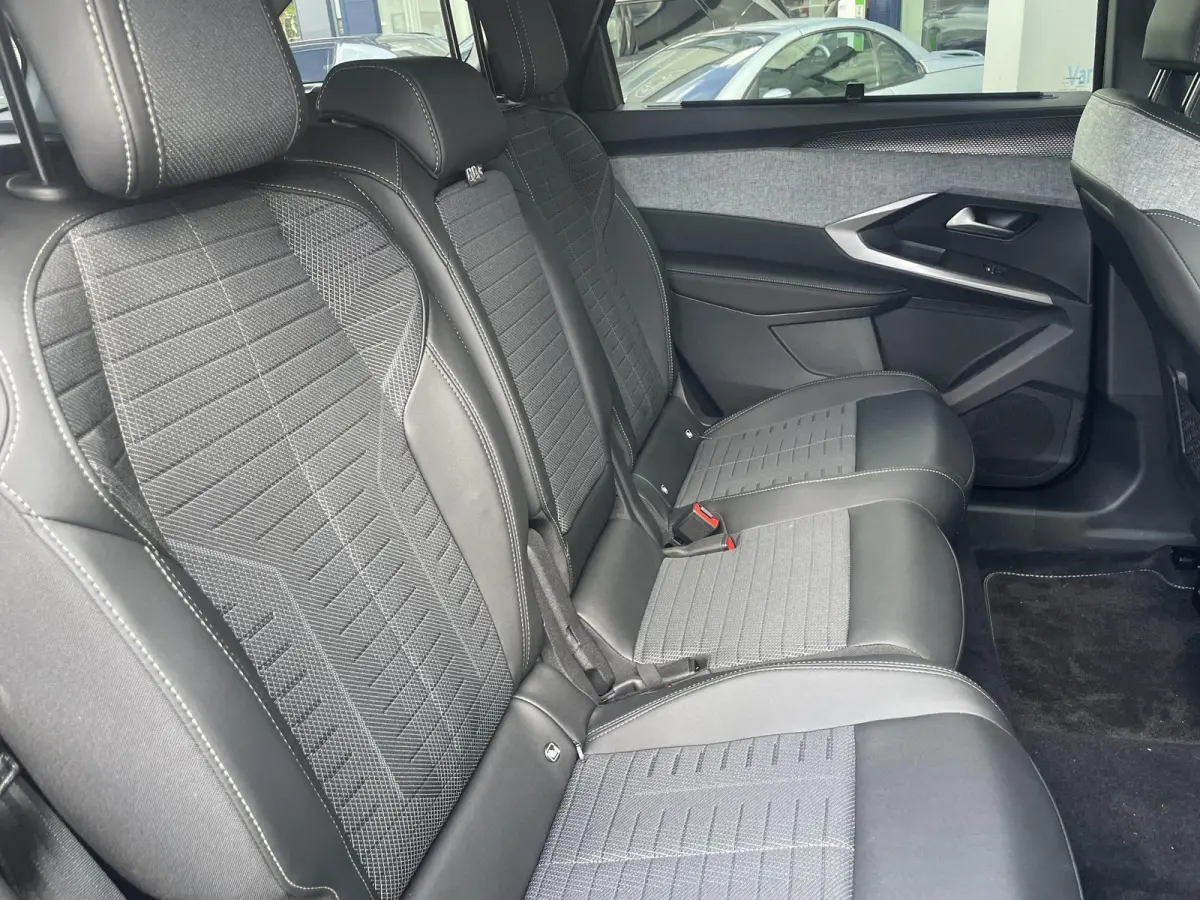 1.2 Hybrid 145 GT 7p | 360 camera | Adaptive Cruise Control | Elektrische kofferklep | Apple Carplay/Android Auto