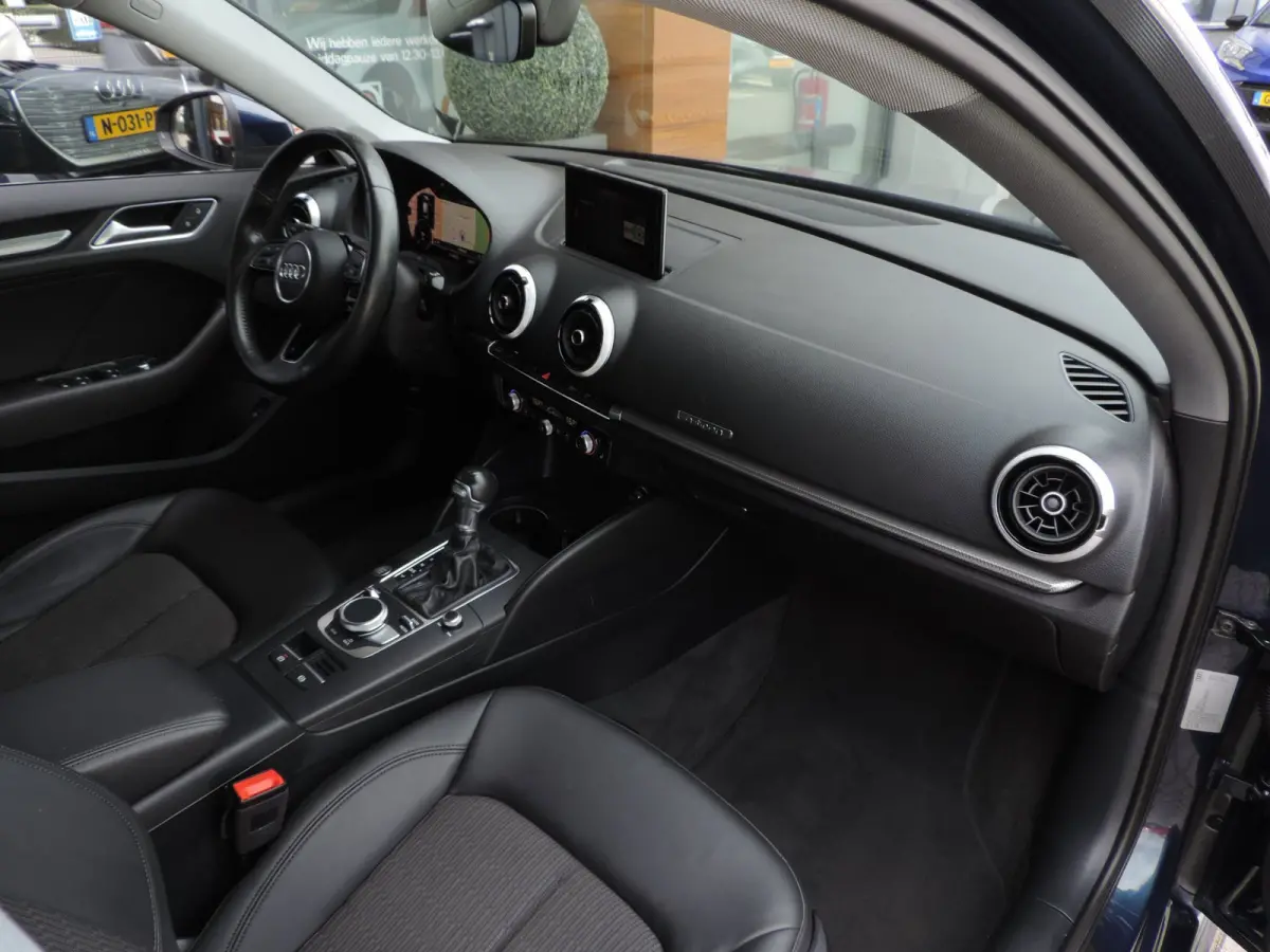 40 e-tron Advance Sport 75.000km | SOH 85% | Wegkl.th | Virt.dash | Stoelverw | 18'' | ACC | ECC | PDC v+a