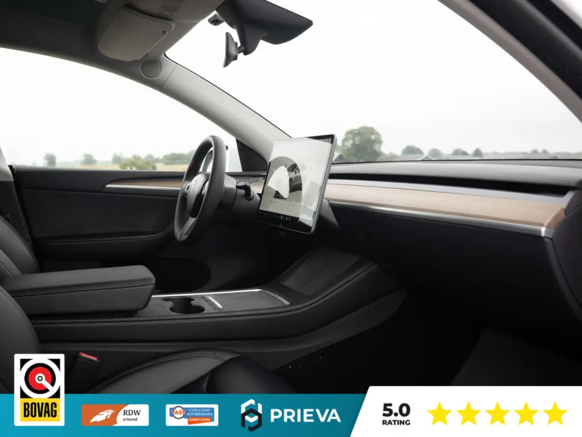 RWD | Panoramadak | Navigatie | Cruise