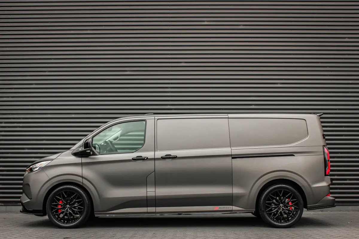 Cust. 340 L2H1 Limited 71 kWh 218PK / JB- EDITON / CAMERA / 350KM RANGE / APPLE CARPLAY /DRIVERS- PACK /FULL OPTION