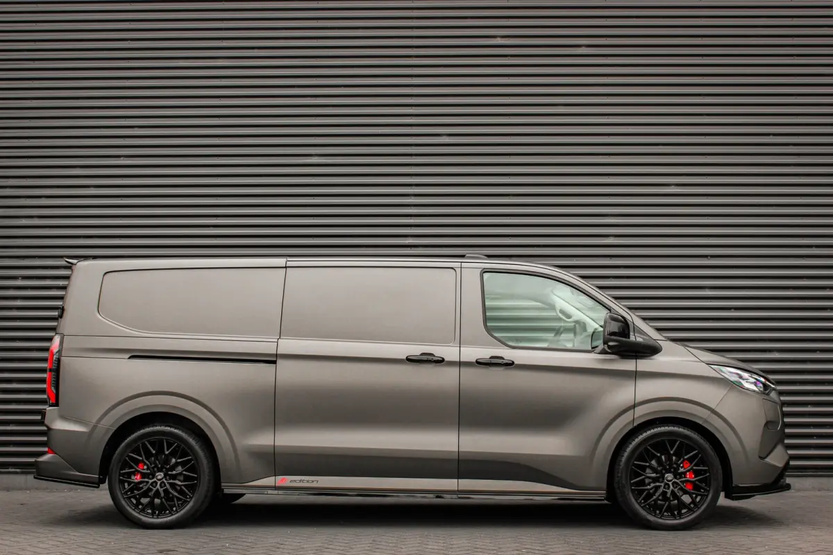 Cust. 340 L2H1 Limited 71 kWh 218PK / JB- EDITON / CAMERA / 350KM RANGE / APPLE CARPLAY /DRIVERS- PACK /FULL OPTION