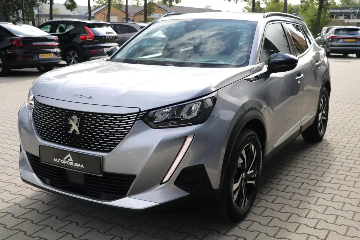 EV Allure Pack 50 kWh Lane Assist PDC Camera Cruise Control Navi Apple CarPlay Android Auto Keyless Start LMV 62000KM BJ2022