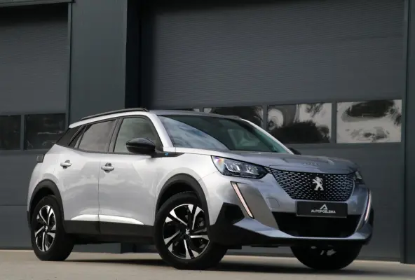 EV Allure Pack 50 kWh Lane Assist PDC Camera Cruise Control Navi Apple CarPlay Android Auto Keyless Start LMV 62000KM BJ2022