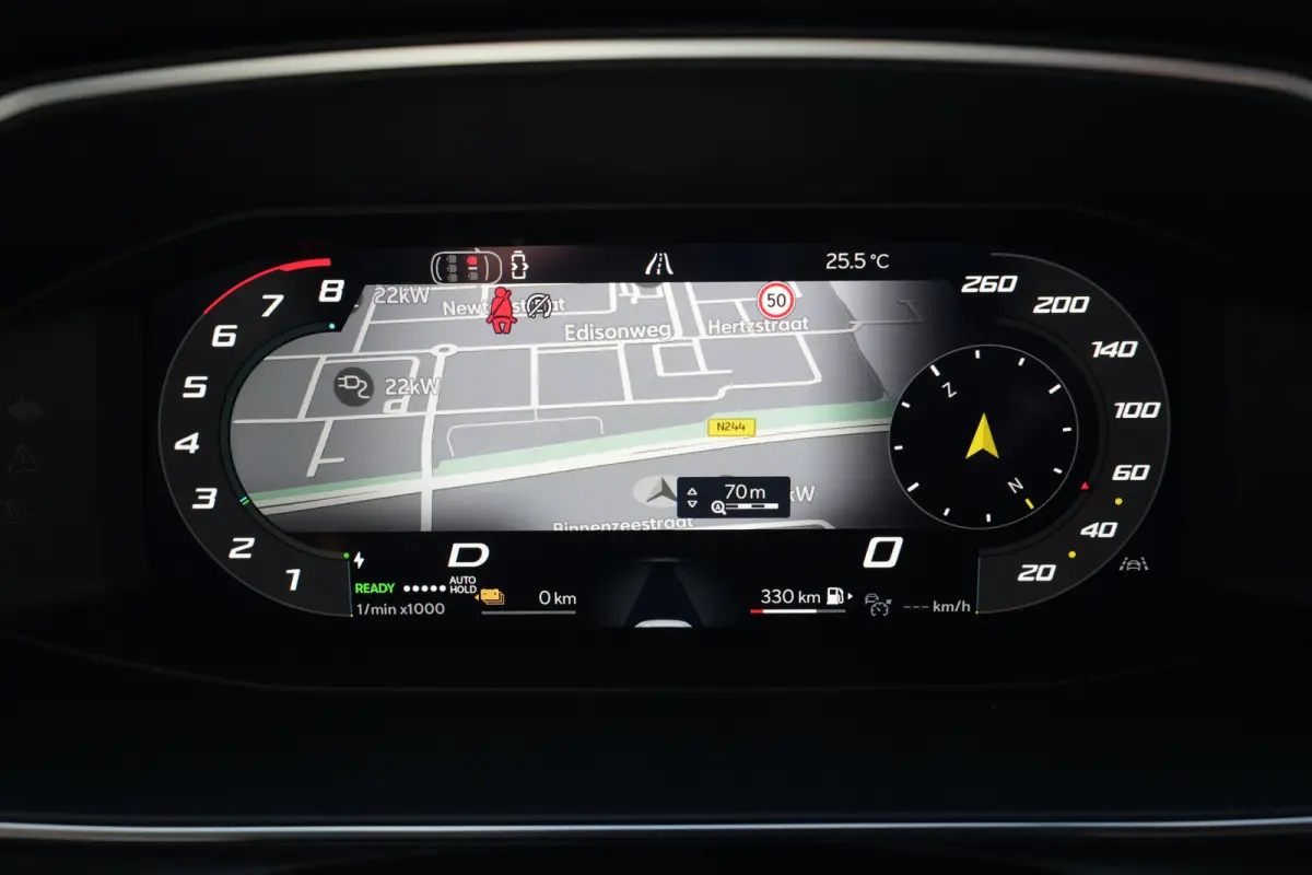 FR Business - eHybrid | Achteruitrijcamera | Automatisch dimmende binnenspiegel | Dakhemel uitgevoerd in zwart