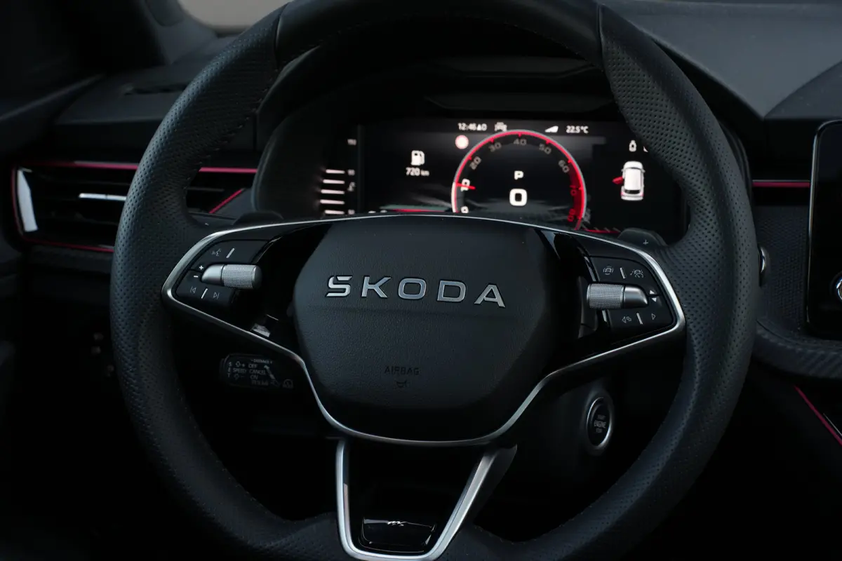1.0 TSI DSG Monte Carlo 115 pk | Achteruitrijcamera | Adaptive Cruise Control | Driver Activity Assistant, vermoeidheid waarschuwingssysteem