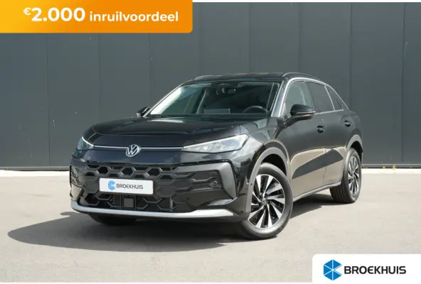 Life First Edition | 'App-Connect' draadloze smartphone integratie | Automatische afstandsregeling (Adaptive Cruise Control) | Buitenspiegels elektrisch instel-, verwarm- en inklapbaar