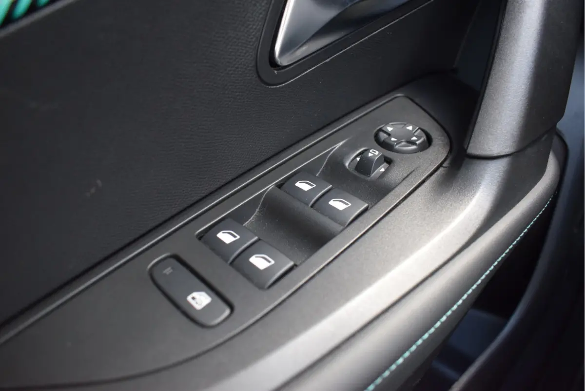 1.2 Allure Pack 100PK | NL-Auto | Camera | Keyless Entry & Start