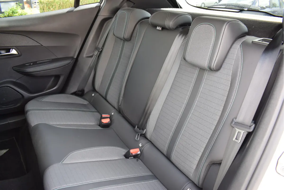 1.2 Allure Pack 100PK | NL-Auto | Camera | Keyless Entry & Start