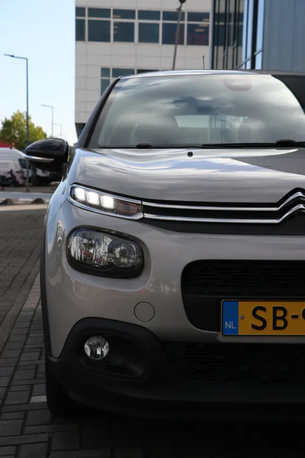 1.2 PureTech S&S Feel Automaat | carplay | airco | navi |
