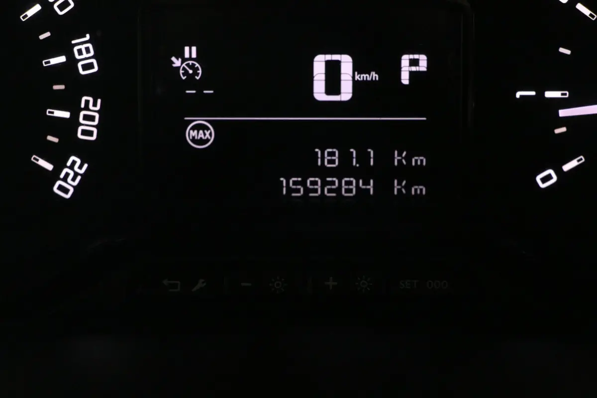 1.2 PureTech S&S Feel Automaat | carplay | airco | navi |
