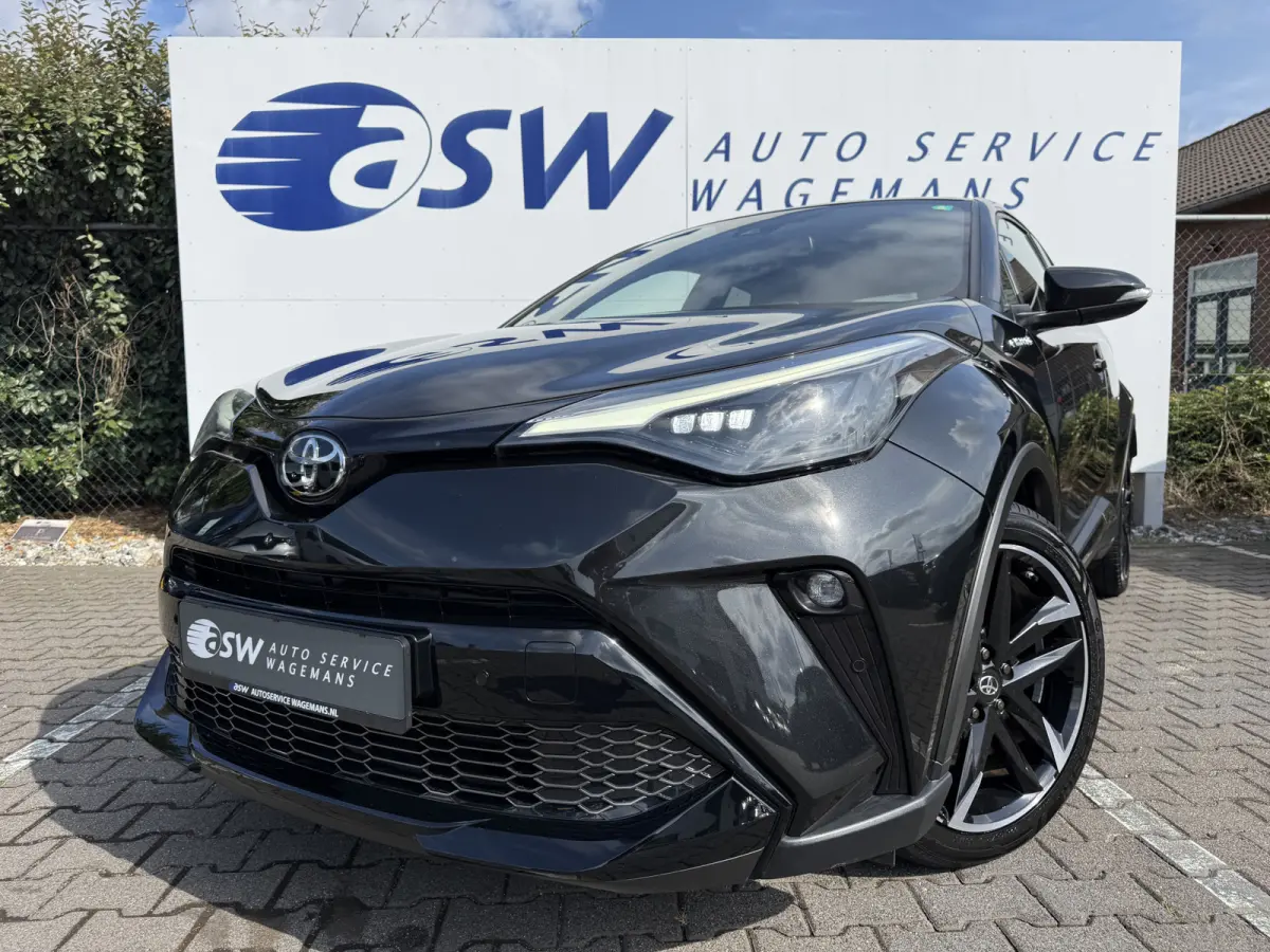 2.0 Hybrid GR-Sport | JBL | ACC | Elek. Stoel | Camera | Keyless | 19 inch