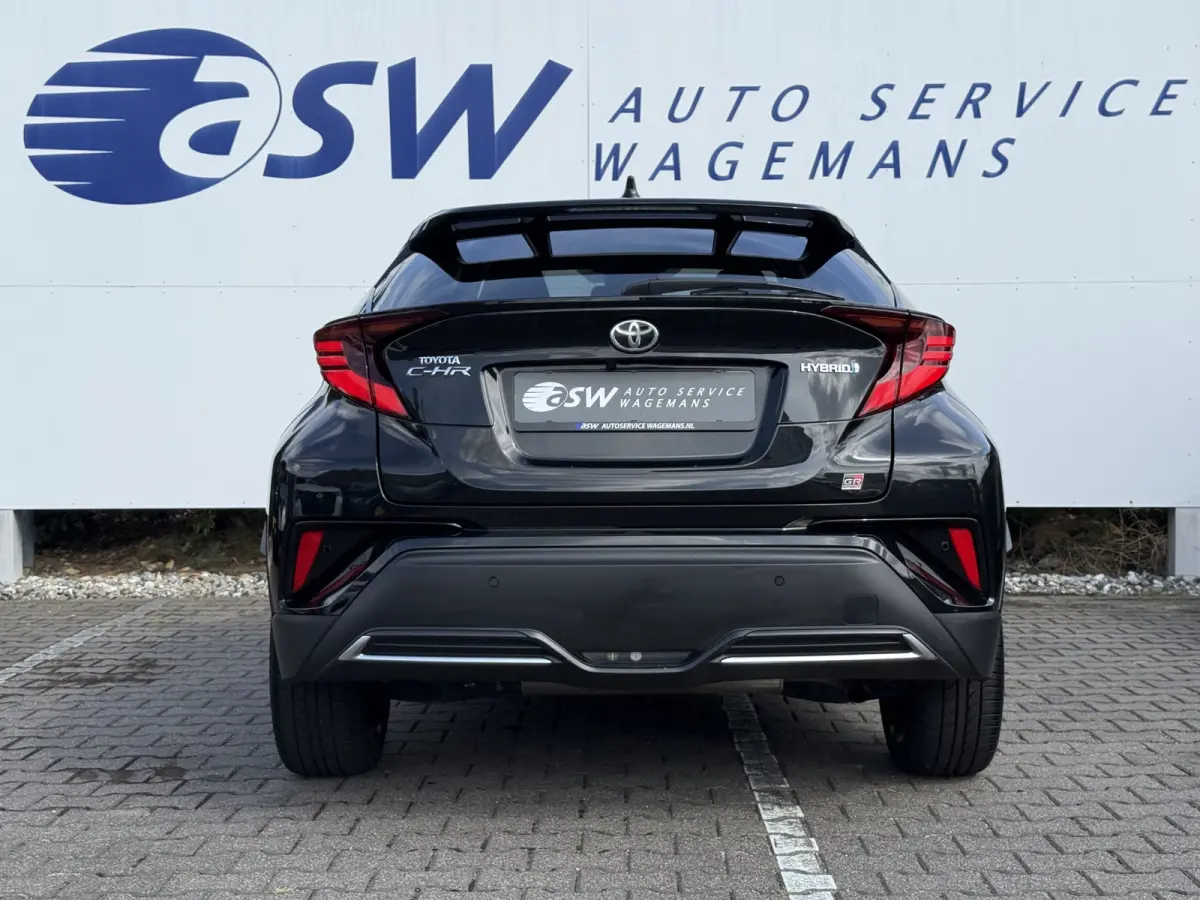 2.0 Hybrid GR-Sport | JBL | ACC | Elek. Stoel | Camera | Keyless | 19 inch
