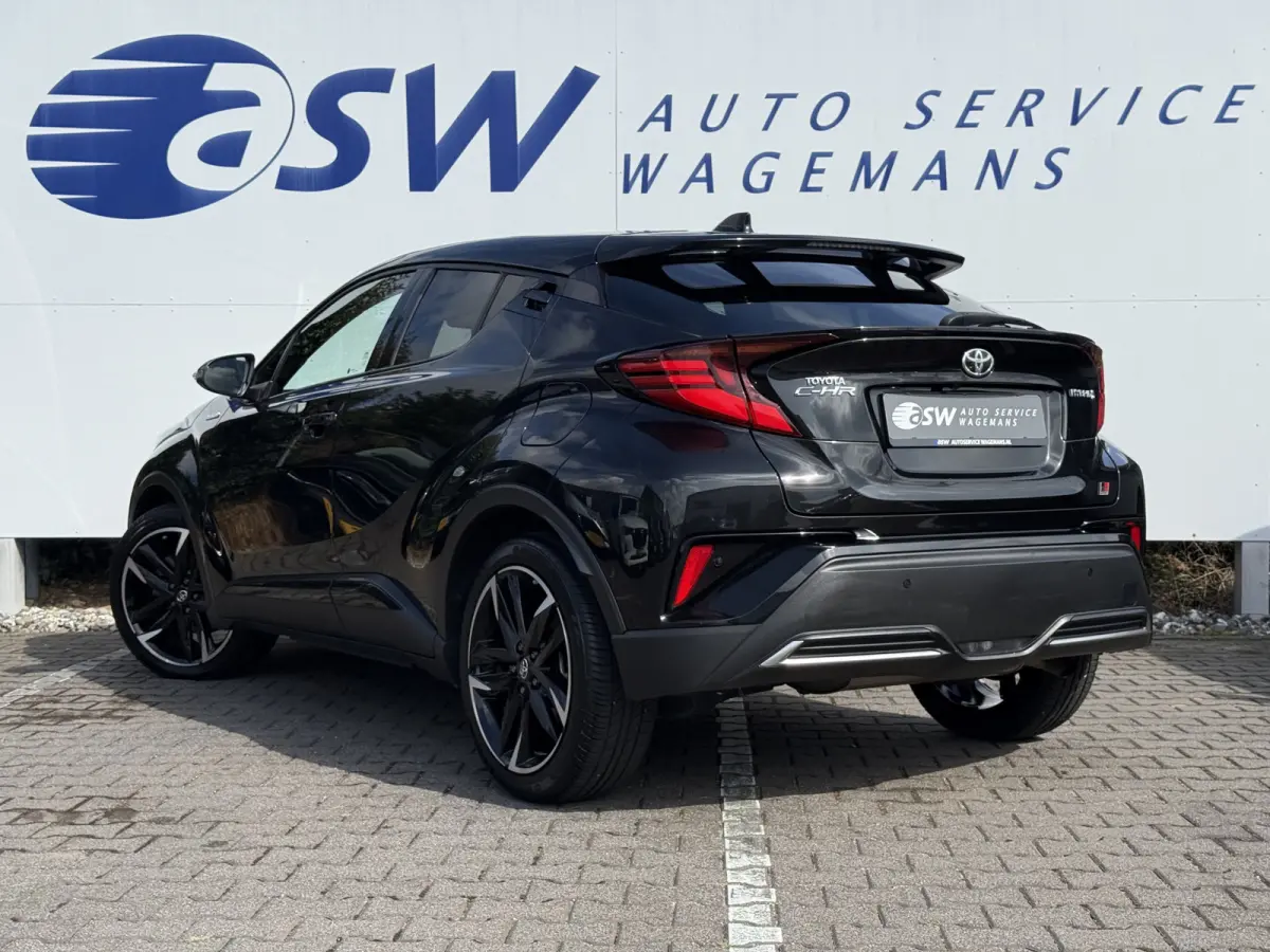 2.0 Hybrid GR-Sport | JBL | ACC | Elek. Stoel | Camera | Keyless | 19 inch
