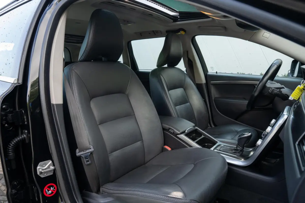 2.0 T5 FWD Nordic+ - distributieriem nieuw!