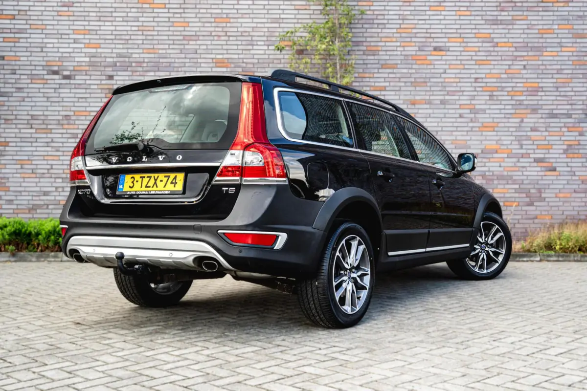 2.0 T5 FWD Nordic+ - distributieriem nieuw!