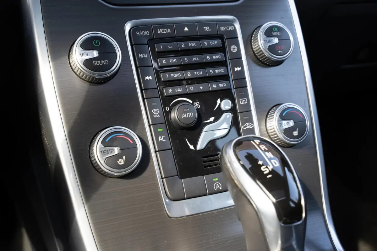 2.0 T5 FWD Nordic+ - distributieriem nieuw!