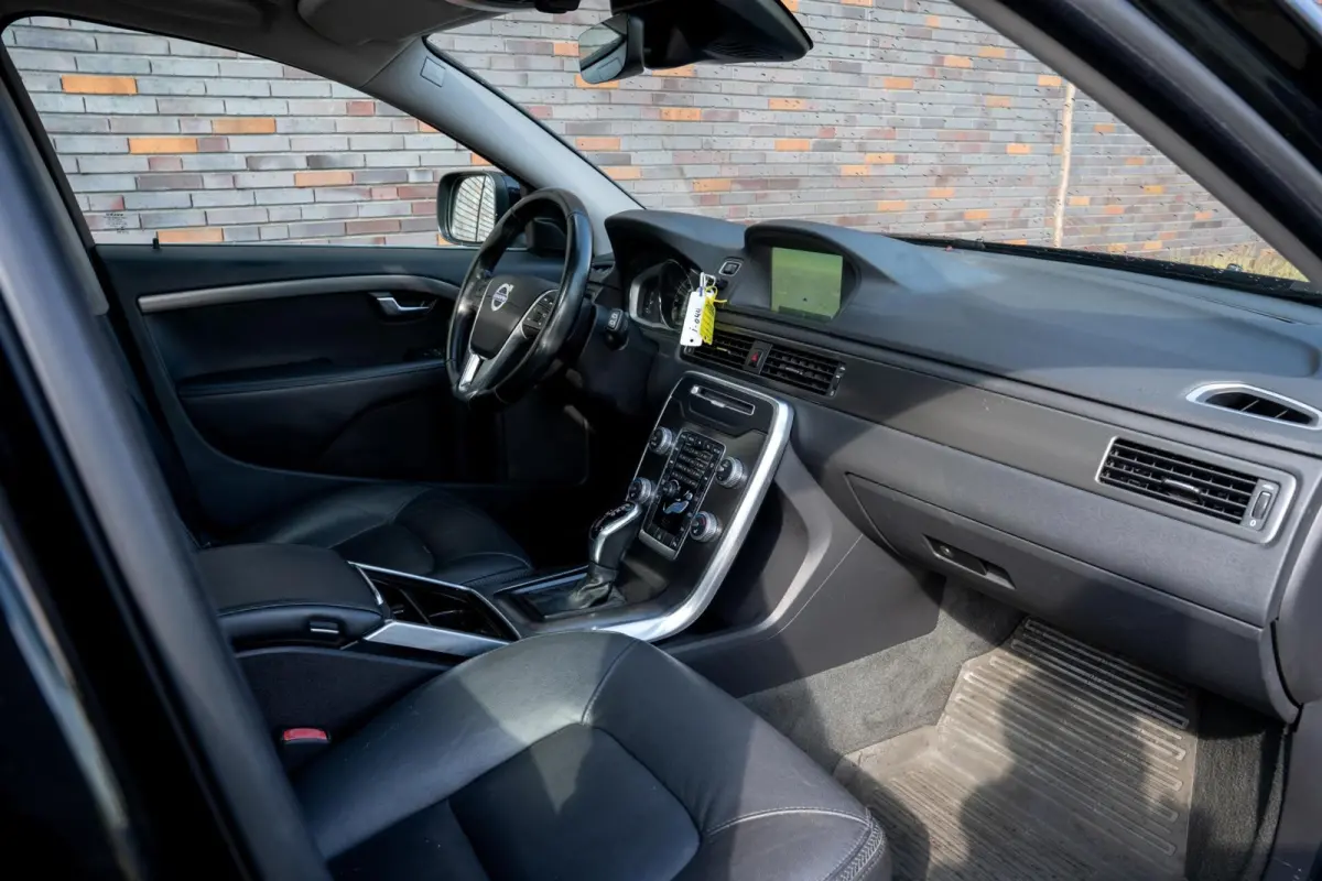 2.0 T5 FWD Nordic+ - distributieriem nieuw!