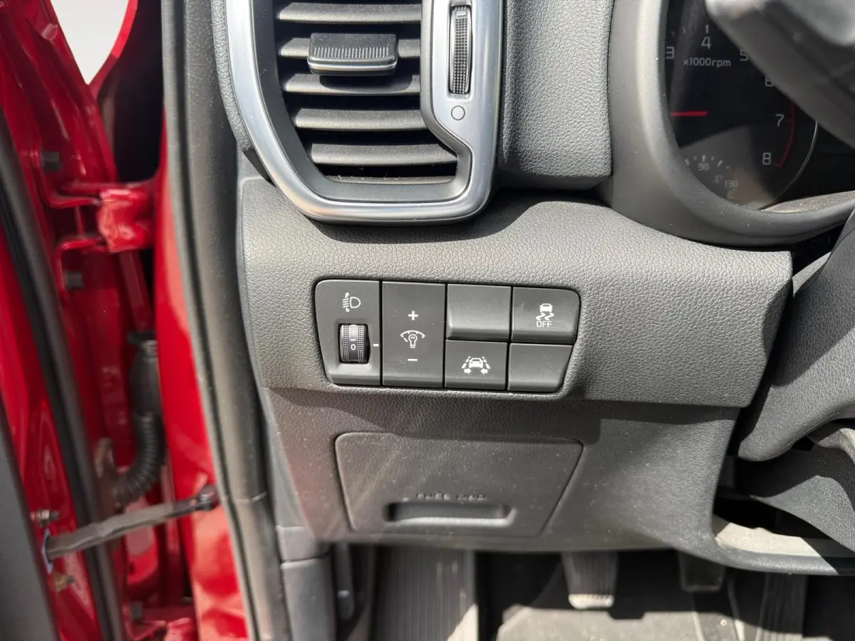 1.6 GDI First Edition Achteruitrijcamera | Parkeersensoren | Cruise control | Navi | LM Velgen |