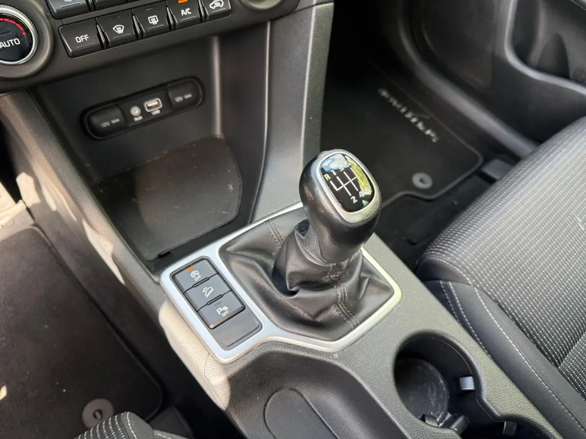 1.6 GDI First Edition Achteruitrijcamera | Parkeersensoren | Cruise control | Navi | LM Velgen |
