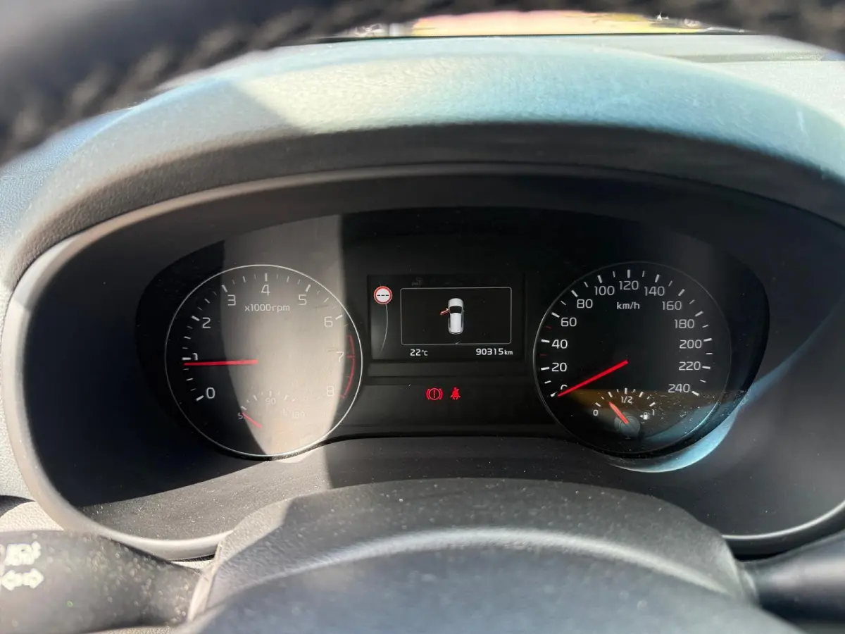 1.6 GDI First Edition Achteruitrijcamera | Parkeersensoren | Cruise control | Navi | LM Velgen |
