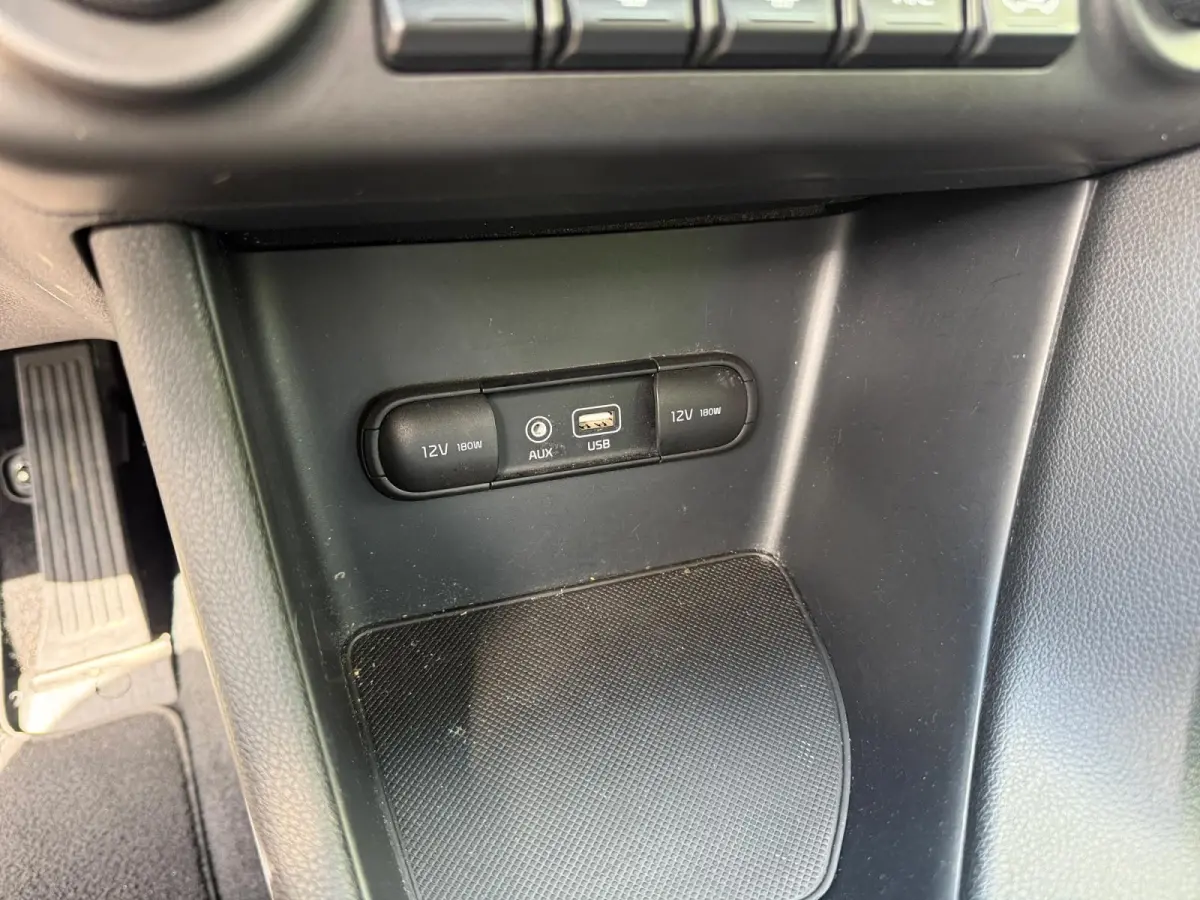 1.6 GDI First Edition Achteruitrijcamera | Parkeersensoren | Cruise control | Navi | LM Velgen |
