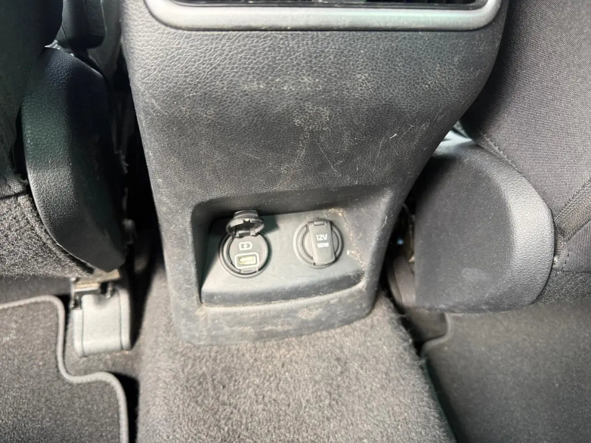 1.6 GDI First Edition Achteruitrijcamera | Parkeersensoren | Cruise control | Navi | LM Velgen |