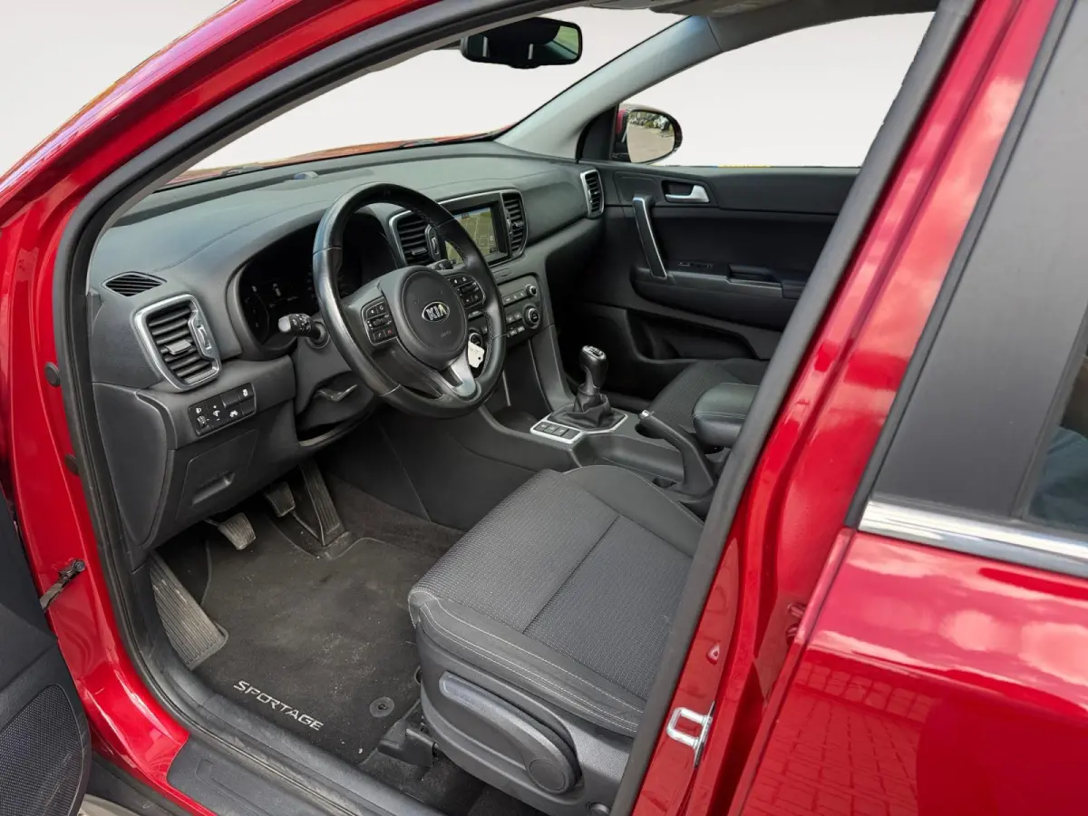 1.6 GDI First Edition Achteruitrijcamera | Parkeersensoren | Cruise control | Navi | LM Velgen |
