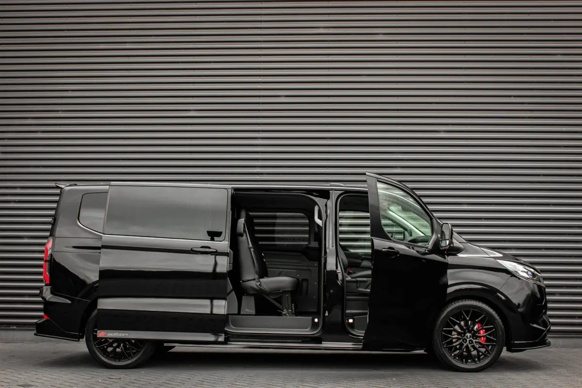 320 L2H1 Limited 71 kWh DC DUBBEL CABINE / JB- EDITION / CAMERA / 370KM RANGE / APPLE CARPLAY DRIVERS- PACK