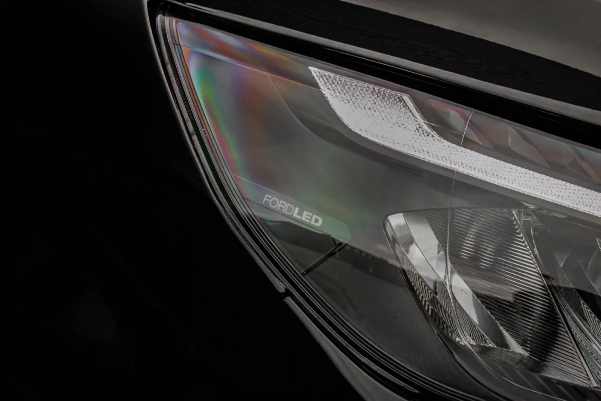 320 L2H1 Limited 71 kWh DC DUBBEL CABINE / JB- EDITION / CAMERA / 370KM RANGE / APPLE CARPLAY DRIVERS- PACK