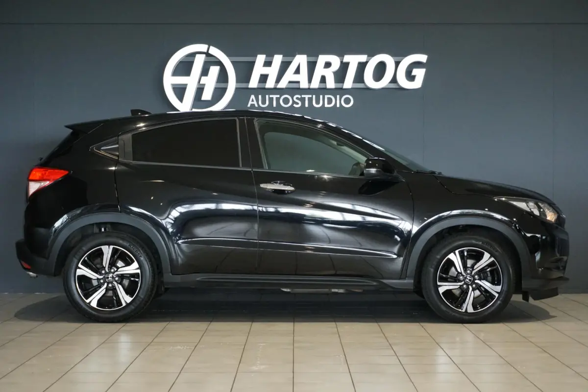 1.5 i-VTEC Executive + NAVI / DAB / SENSOREN / STOELVERWARMING