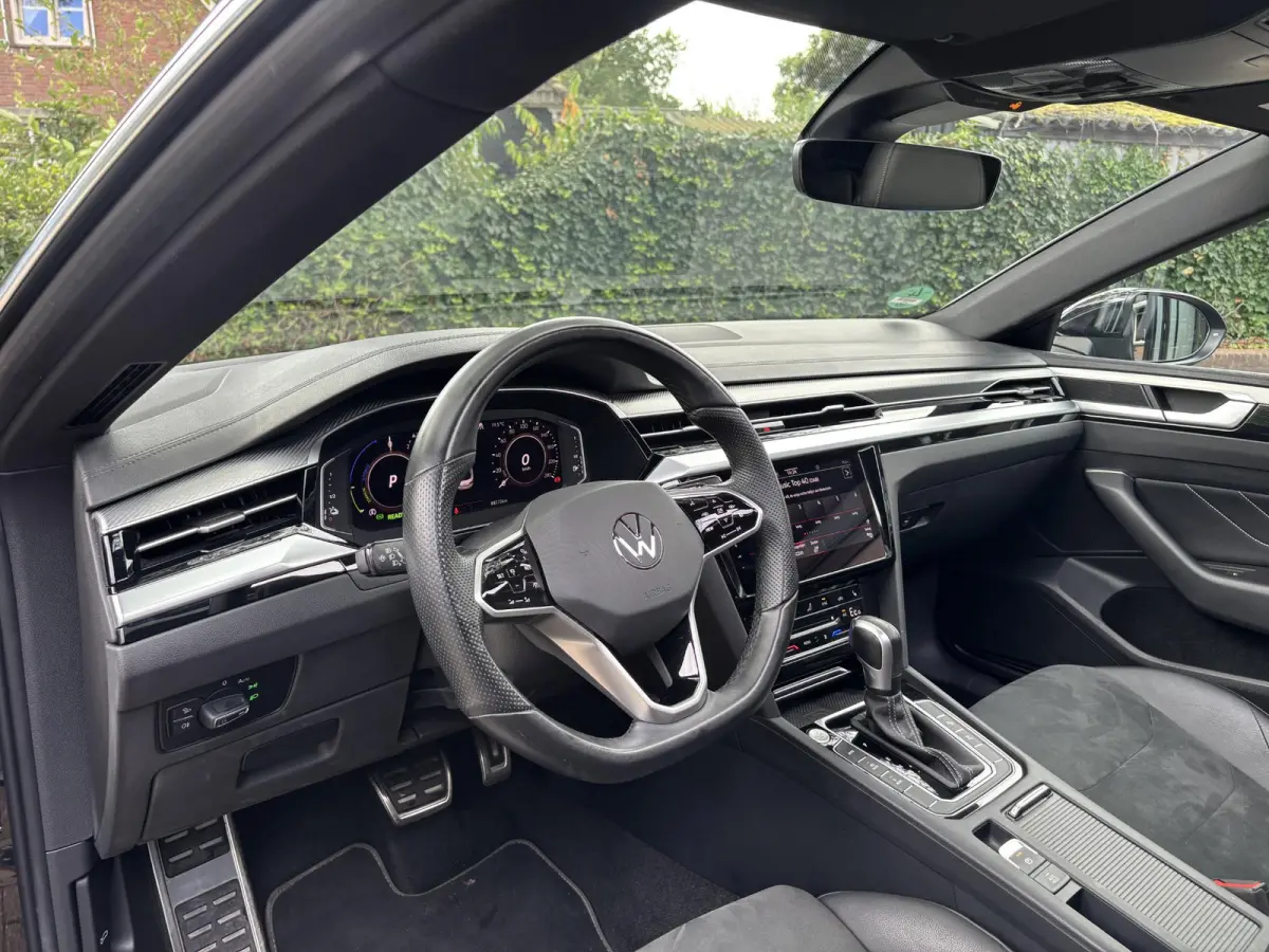 1.4 TSI eHybrid R-Line|Pano|360 Camera|Standkachel