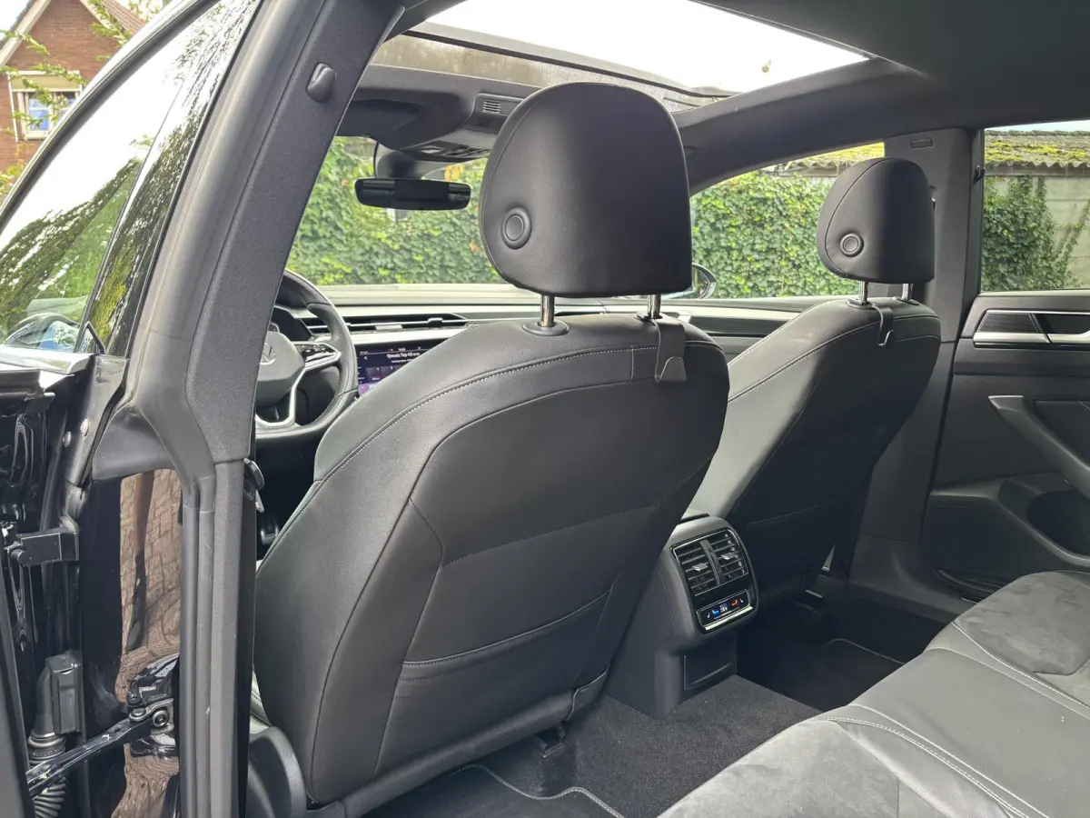1.4 TSI eHybrid R-Line|Pano|360 Camera|Standkachel