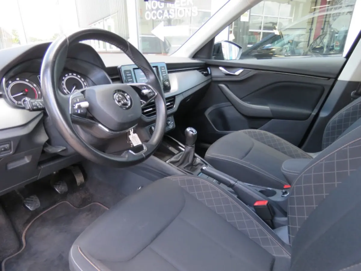1.0 TSI AMBITION / Trekhaak / Cruise / Carplay - android auto / BOVAG garantie