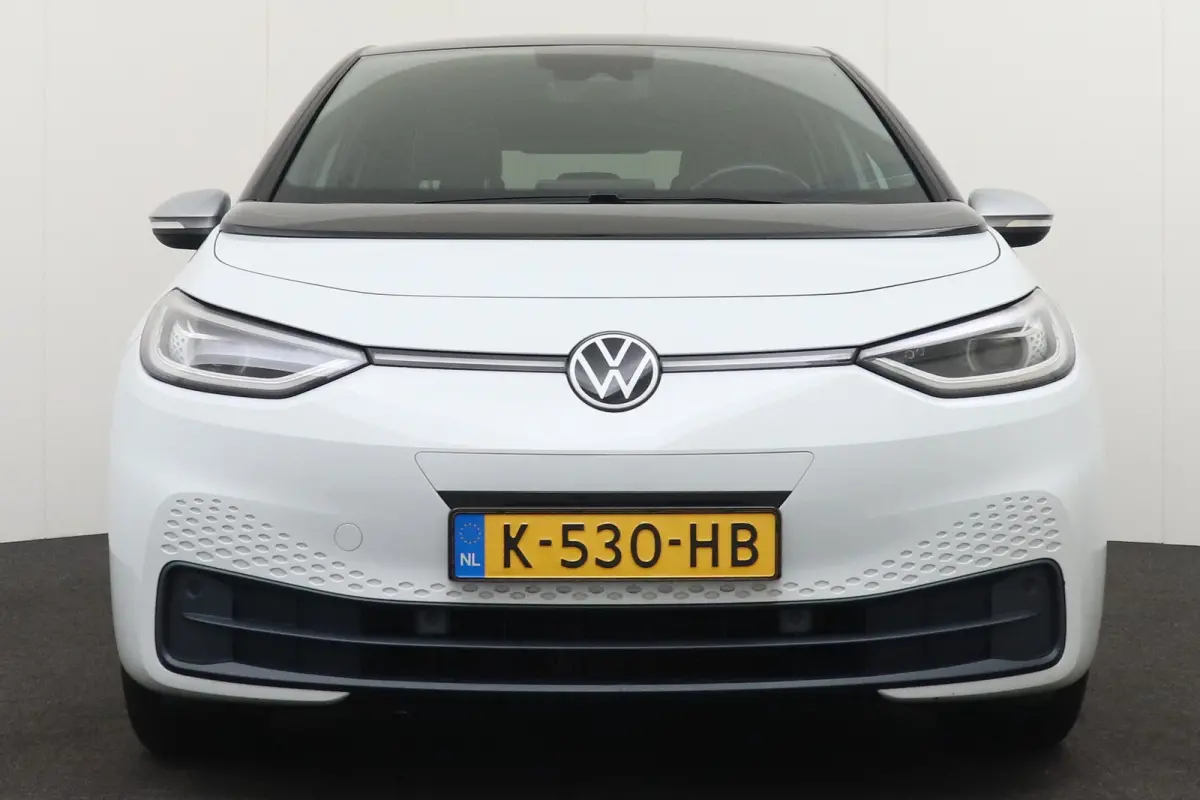 First Plus 58 kWh (94% SOH) Afn.Trekhaak Carplay Camera
