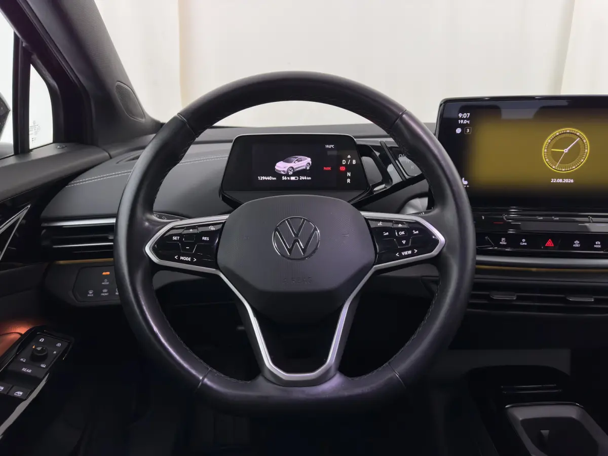 ID.5 Pro Business 77 kWh [3-Fase-11kW] {SoH-93%} (INCL-BTW) *HEATPUMP | LEATHER-ALCANTARA | FULL-LED | ADAPTIVE-CRUISE |  DIGI-COCKPIT | HEATED-COMFORTSEATS | KEYLESS | DAB+ | AMBIENTLIGHT |