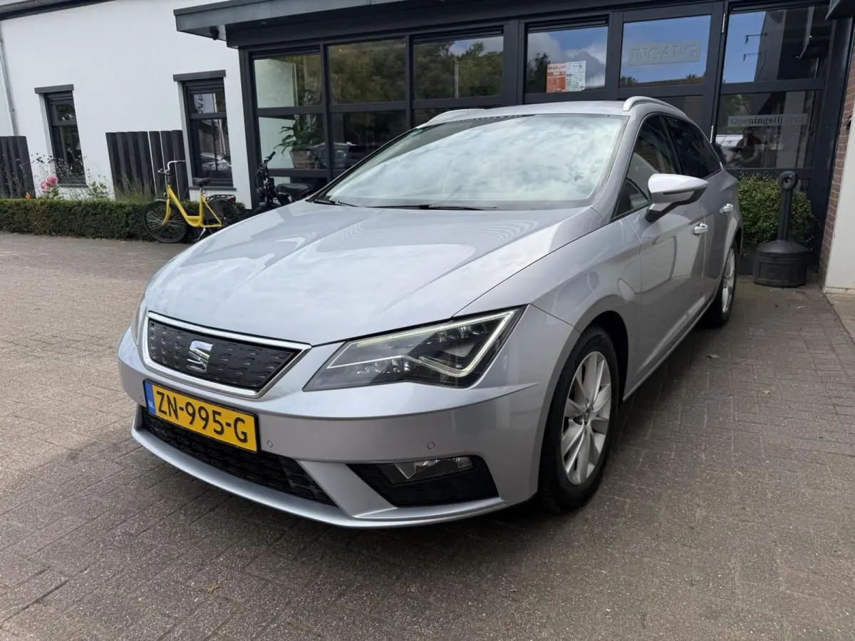 1.0 EcoTSI Style CAMERA/CARPLAY *ALL-IN PRIJS*