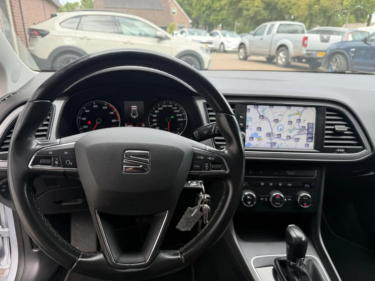 1.0 EcoTSI Style CAMERA/CARPLAY *ALL-IN PRIJS*