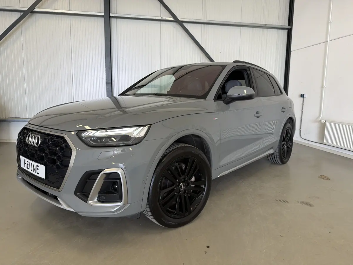 55 TFSIe 367PK HYBRID QUATTRO S-LINE SPORT LEDER/360° CAMERA/LED/NAV/CARPLAY