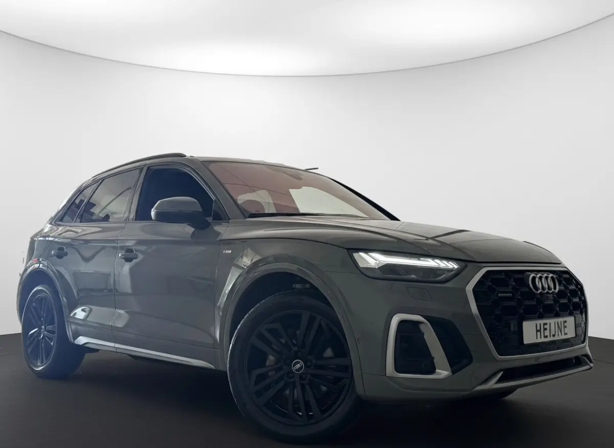 55 TFSIe 367PK HYBRID QUATTRO S-LINE SPORT LEDER/360° CAMERA/LED/NAV/CARPLAY