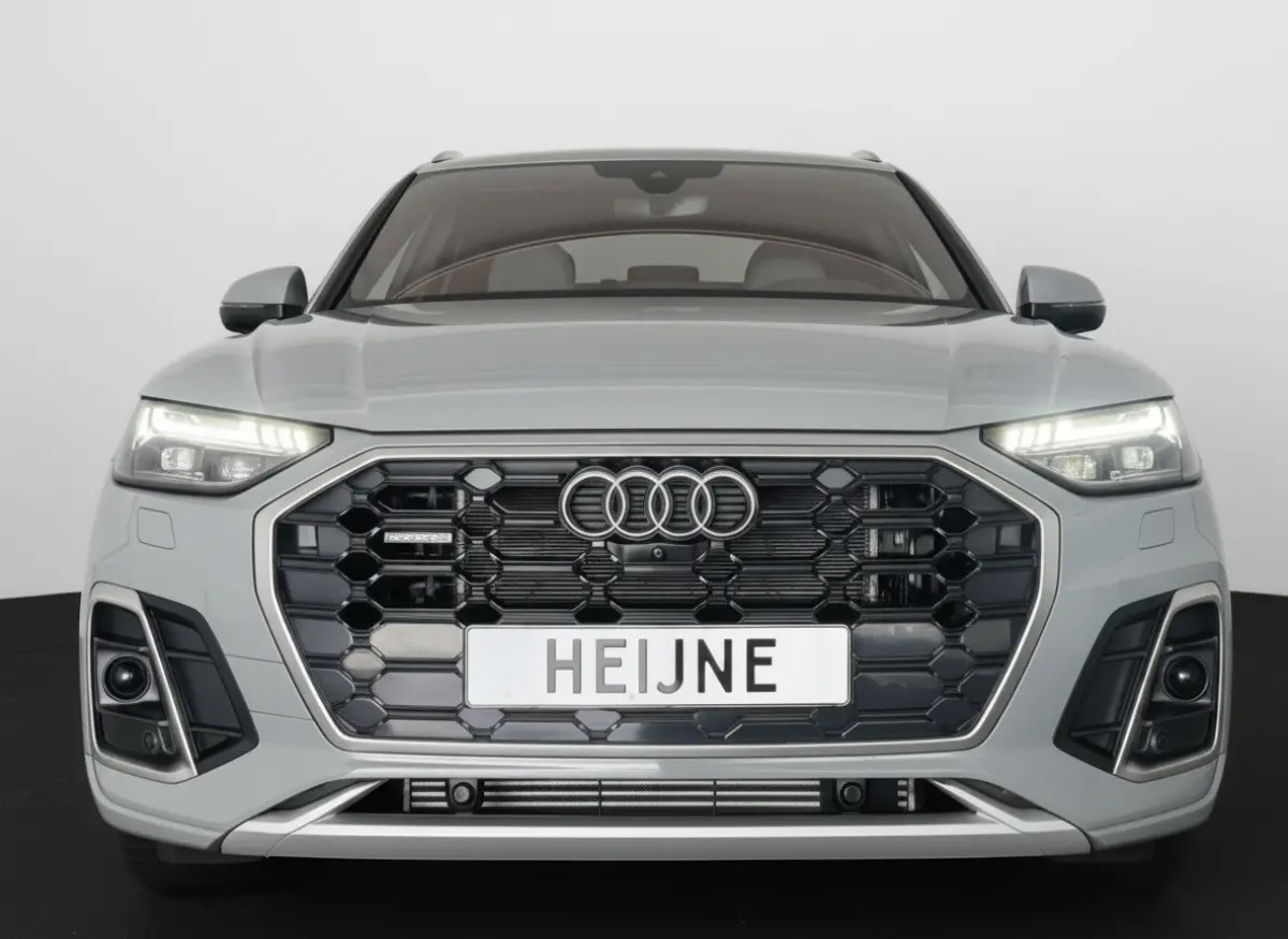 55 TFSIe 367PK HYBRID QUATTRO S-LINE SPORT LEDER/360° CAMERA/LED/NAV/CARPLAY