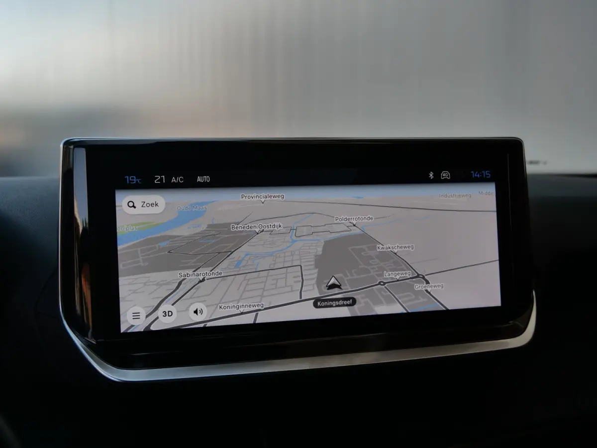 1.2 PureTech 130pk Allure Automaat Camera / Navigatie / Apple Carplay