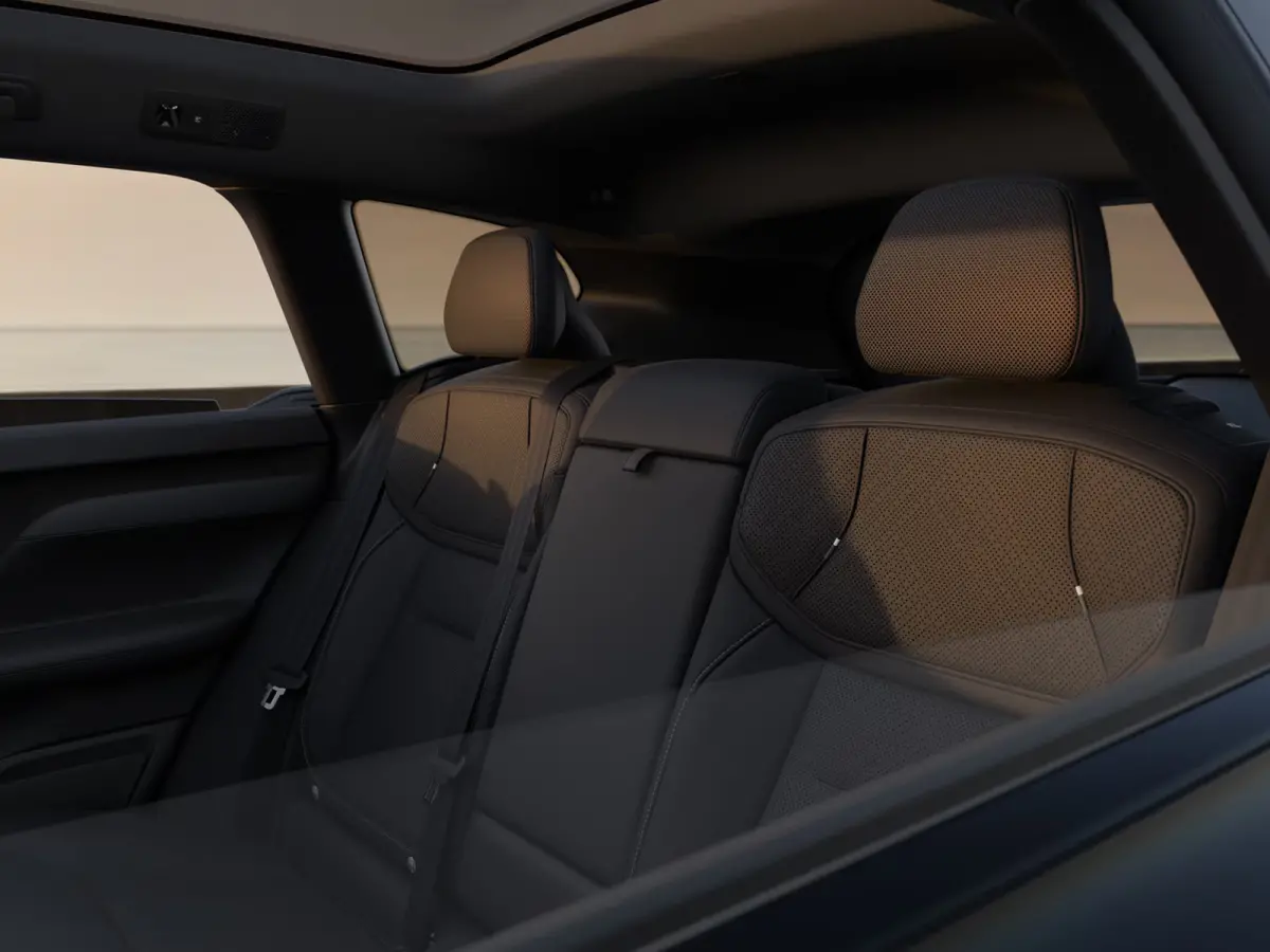 P10 AWD Ultra 95 kWh | Panoramadak | 360° camera | Bowers & Wilkins | Stoel- en stuurverwarming | Stoelventilatie