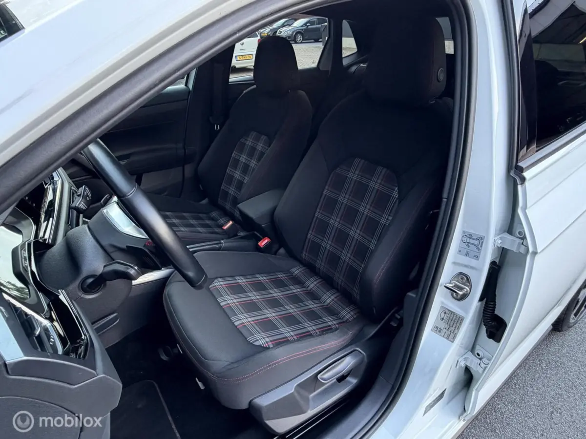 2.0 TSI GTI DSG TOPSTAAT! CLIMA*CARPLAY*ADABCR*ACC*STOELVERW*ENZV..