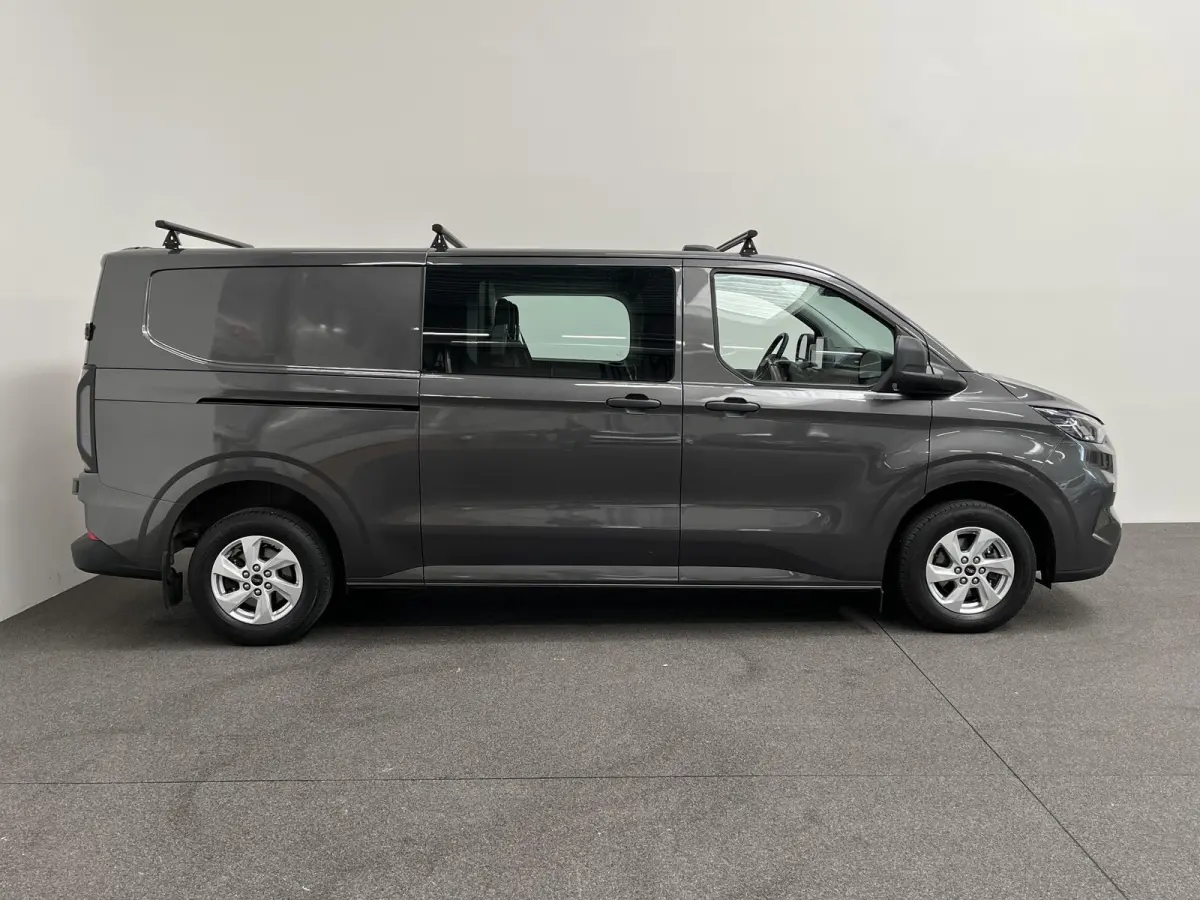 300 2.0 TDCI L2H1 Trend NM Dubbele Cabine Ford Transit Custom 300 2.0 TDCI L2H1 Trend NM Airco Navi Cruise PDC Camera