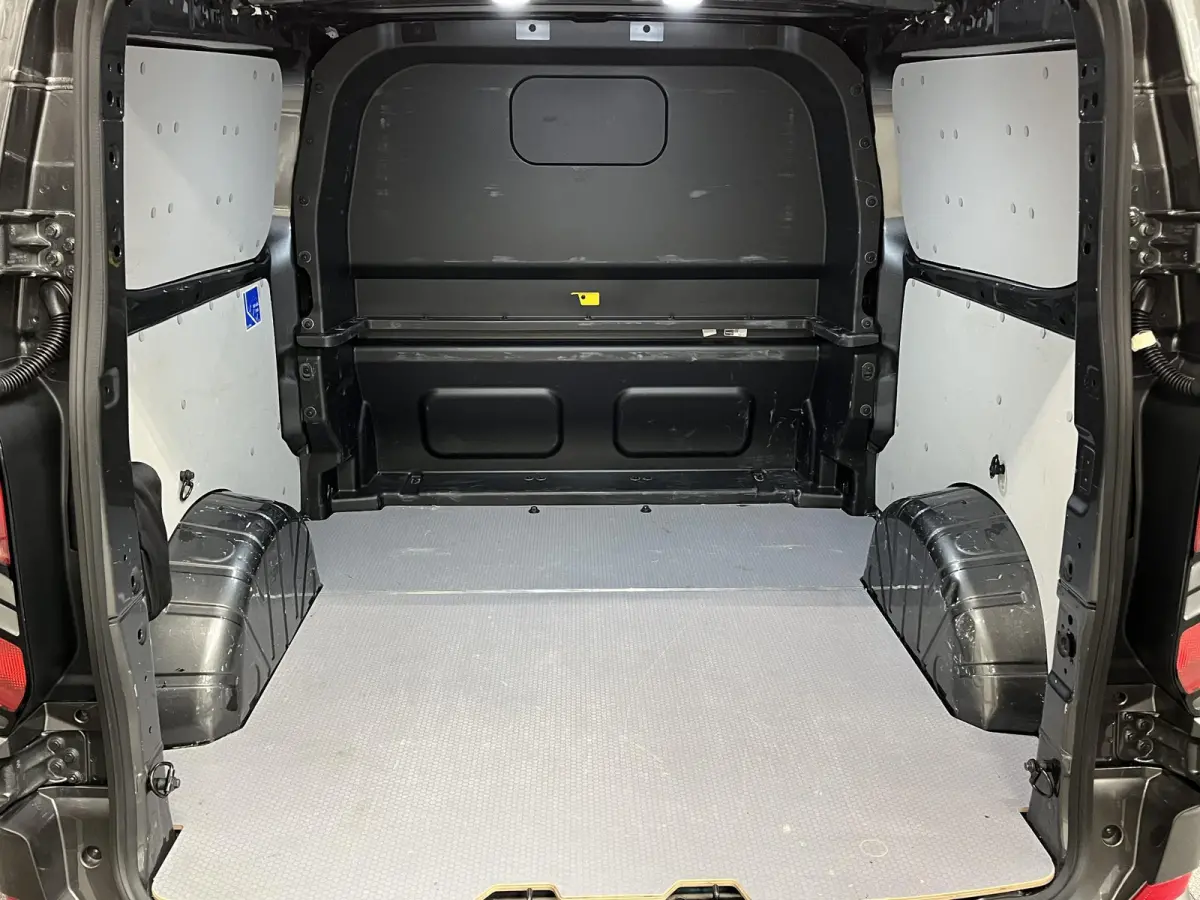 300 2.0 TDCI L2H1 Trend NM Dubbele Cabine Ford Transit Custom 300 2.0 TDCI L2H1 Trend NM Airco Navi Cruise PDC Camera