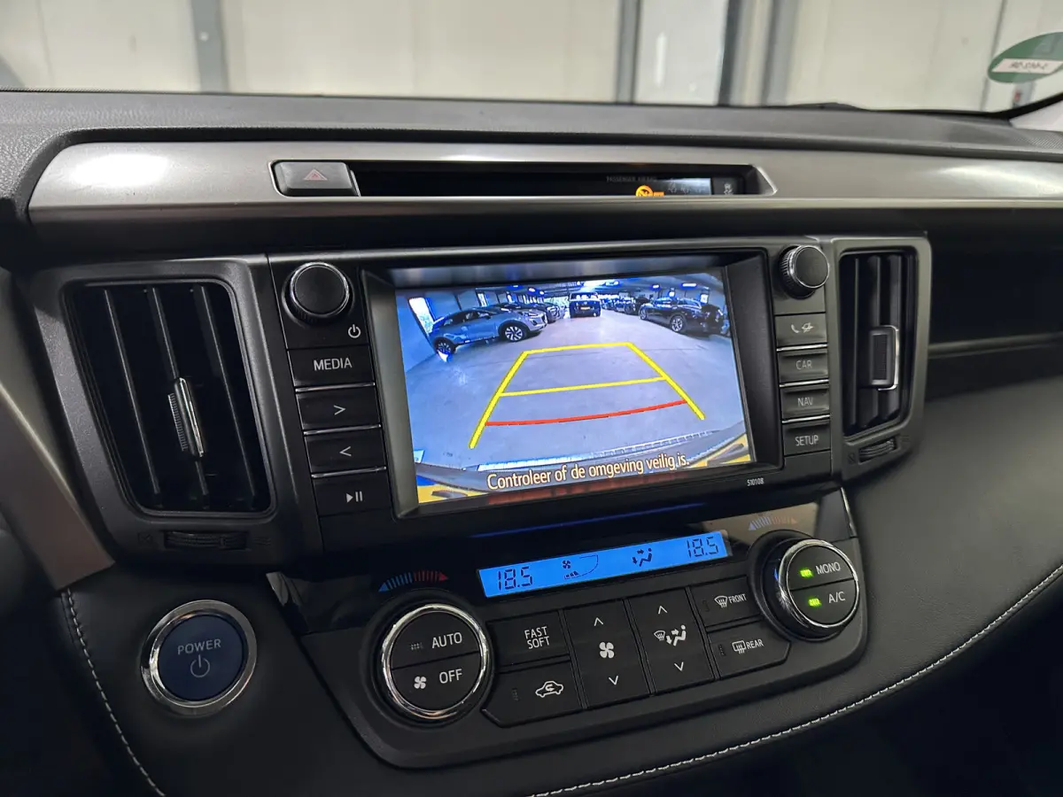 2.5 Hybrid Dynamic Sport | Navi | Camera |